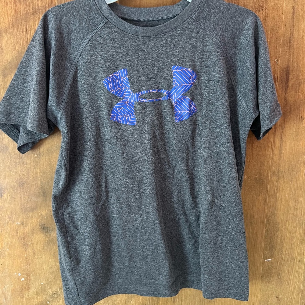 Under Armour boys YMD short sleeve tee